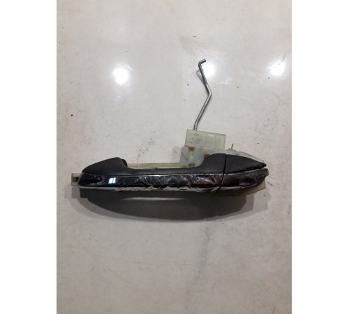 Ручка двери (задняя левая внешняя)