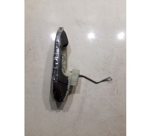 Ручка двери (задняя левая внешняя)