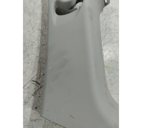 Обшивка стойки задняя правая