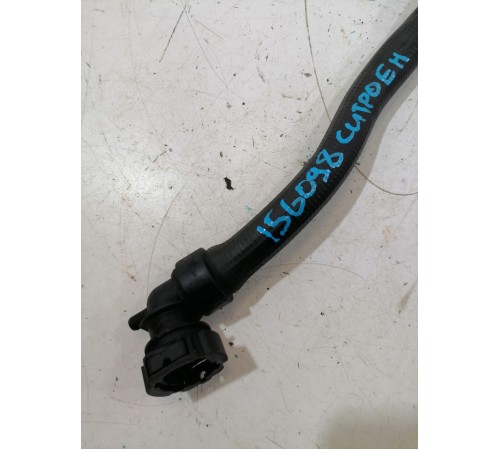 Патрубок системы охлаждения