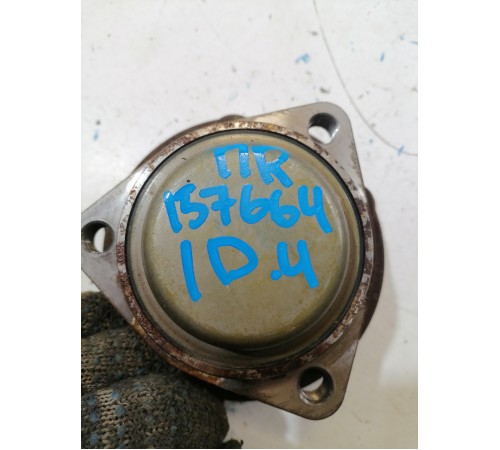 Ступица передняя правая