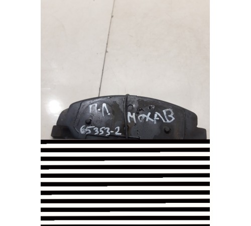 Колодки тормозные (передние левые)