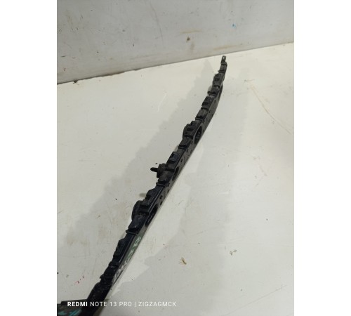 Кронштейн заднего бампера правый