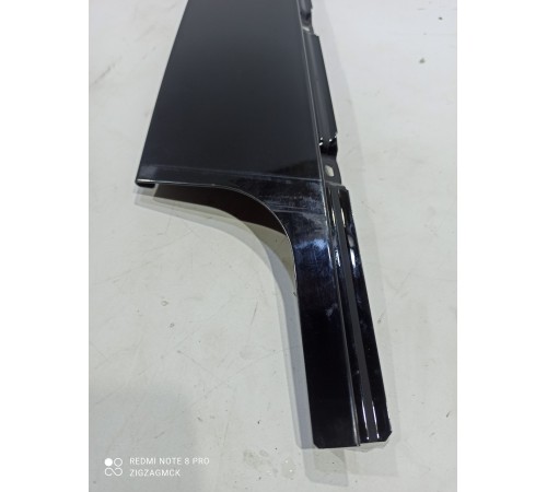 Накладка двери (передняя правая наружная)