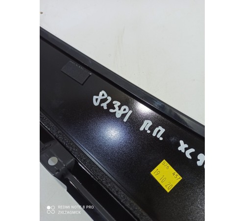 Накладка двери (передняя правая наружная)