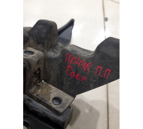 Пыльник крыла передний правый