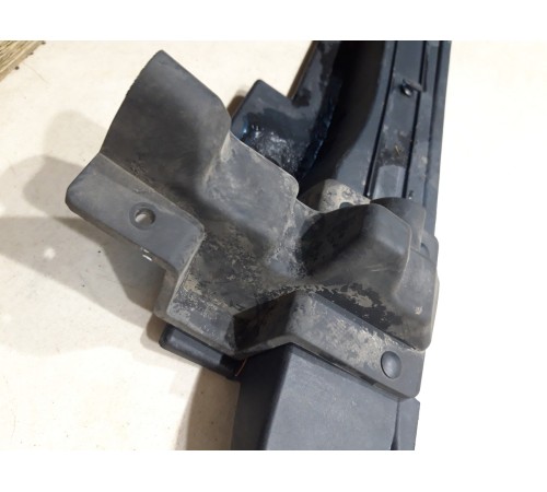 Пыльник крыла передний правый