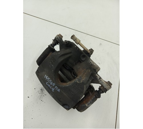 Суппорт передний правый