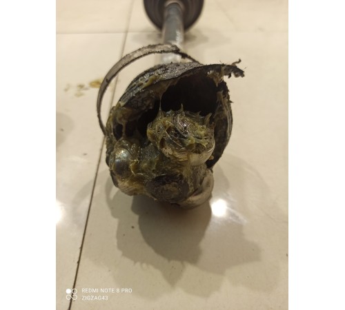 Полуось (привод) (передний, левый)