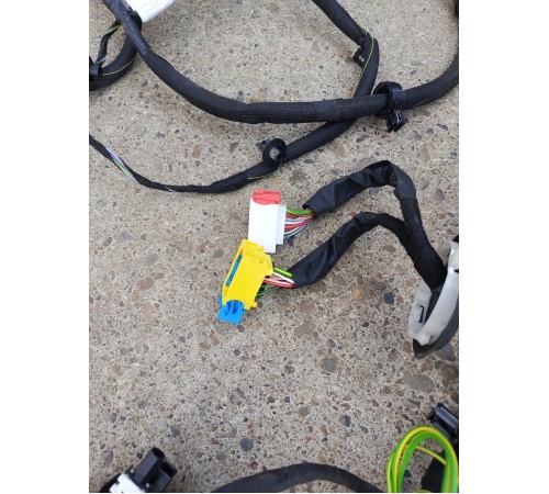 Электропроводка салонная