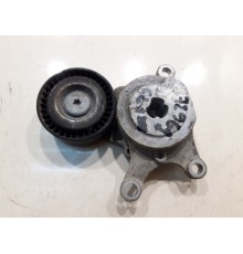 Ролик-натяжитель с кронштейном