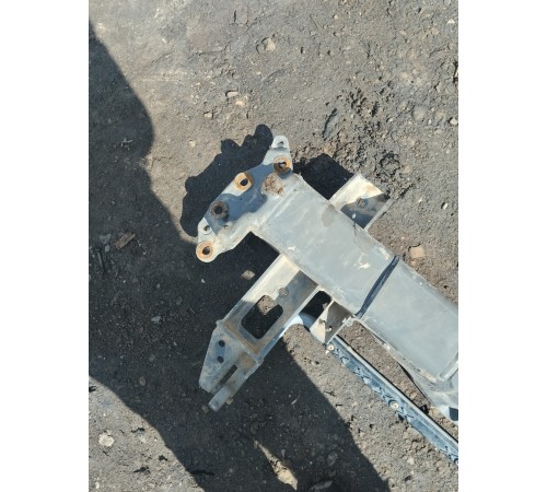 Балка рамы передняя поперечная