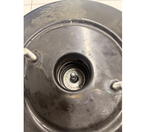 Вакуумный усилитель тормозов