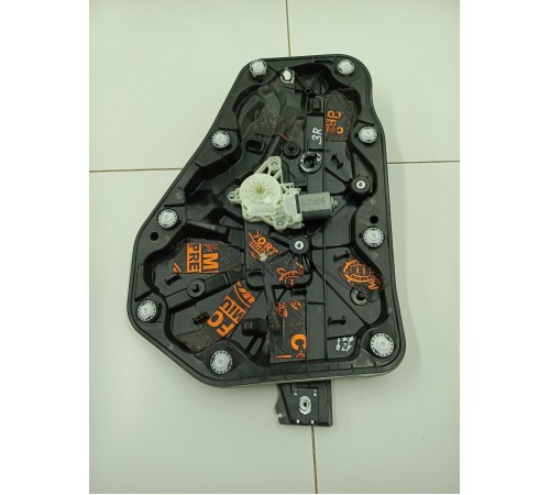 Стеклоподъемник задний правый