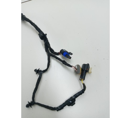 Проводка двери передней левой