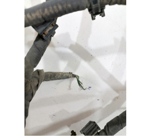 Электропроводка переднего бампера