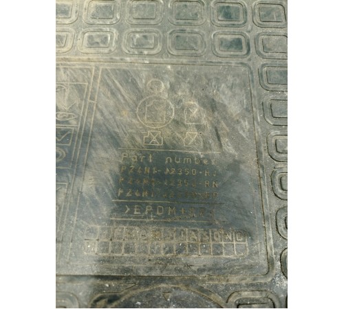 Комплект ковриков 4шт (оригинал)