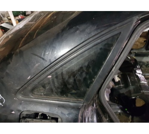 Стекло заднее задн. прав.