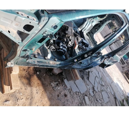 Порог левый с центральной стойкой