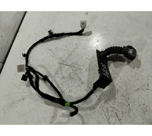 Электропроводка двери задняя правая