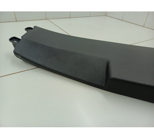 Обшивка центральной стойки правая нижняя