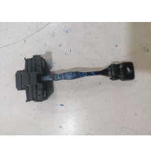 Ограничитель двери передний левый