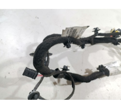 Проводка двери передней правой