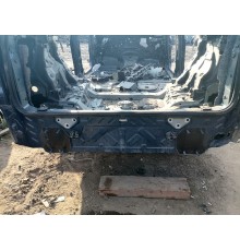 Задняя панель кузова