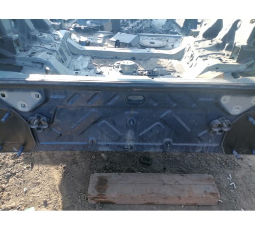 Задняя панель кузова