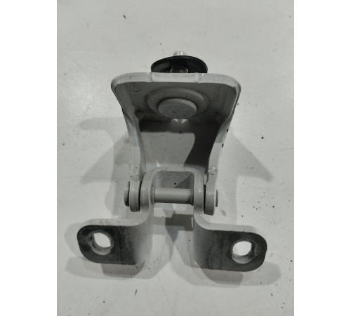 Петля багажника