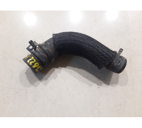 Патрубок системы охлаждения