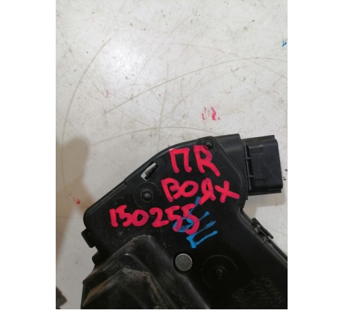 Замок двери передний правый