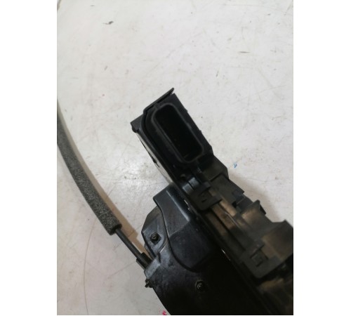 Замок двери передний правый