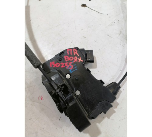 Замок двери передний правый