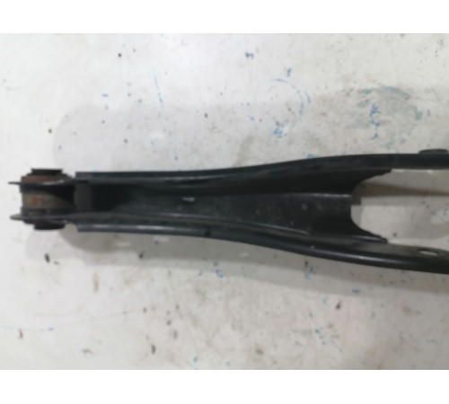 Рычаг задний продольный правый 