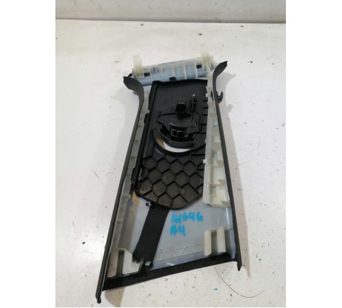 Обшивка стойки левая