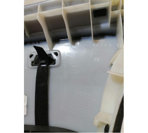 Обшивка стойки левая