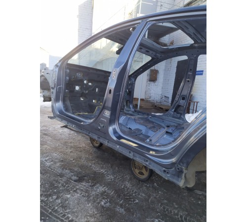 Порог со стойкой левый