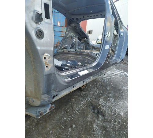 Порог со стойкой левый