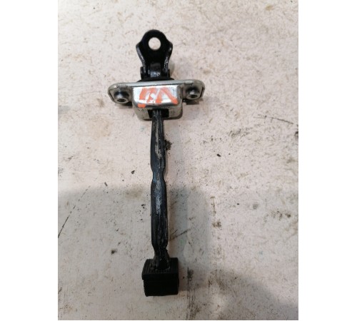 Ограничитель двери Передний Левый