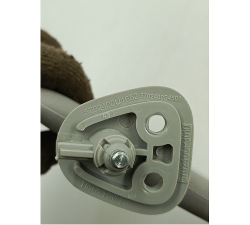 Козырек солнцезащитный правый