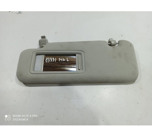 Козырёк левый