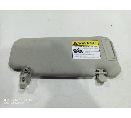 Козырёк левый