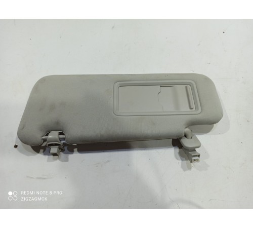 Козырёк левый