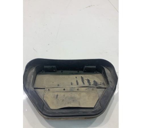 Воздуховод кузова задний правый