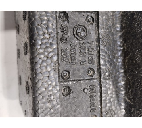 Уплотнитель (пенопласт) салона левый