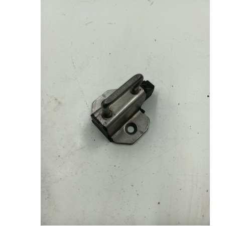 Ответная часть замка двери