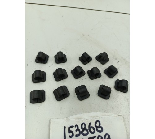 Комплект креплений уплотнителя капота