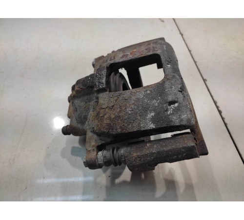 Суппорт (передний, левый)