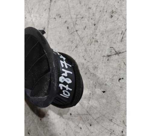 Воздушный дефлектор левый